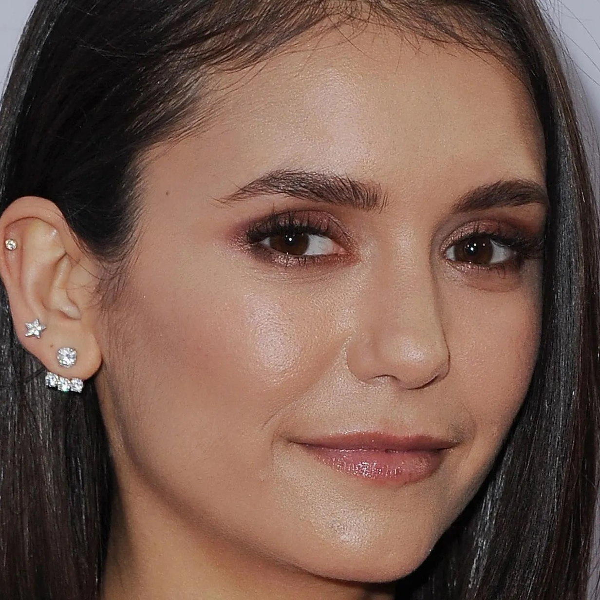 Nina Dobrev
